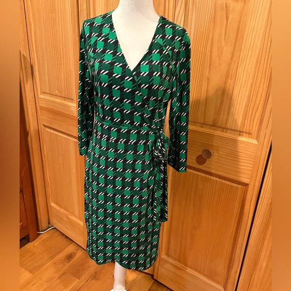 New York & Company Stretch faux wrap dress Green Geometric women’s M - Picture 1 of 12